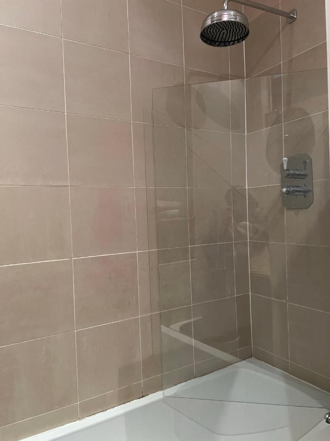 Common View Apartment London Ngoại thất bức ảnh